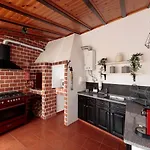 Дом отдыха Dii House-piscina Aquecida 28-32 C Todo O Ano- Ericeira Торреш-Ведраш